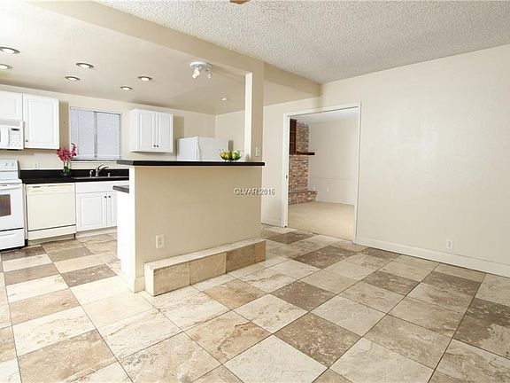 5th image of 2025 University Cir