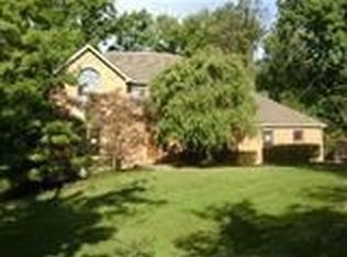 826 Carpenter Rd, Loveland, OH 45140