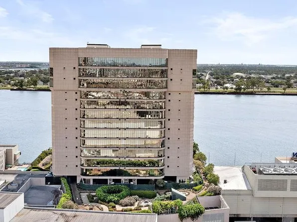 3 Poydras St APT 3B, New Orleans, LA 70130