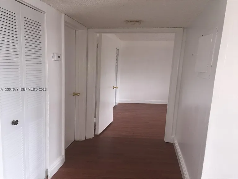 1285 SW 46th Ave #2706 — Photo 5