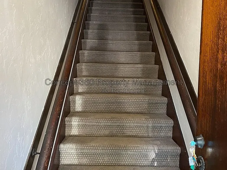 1144 E Appleton St #2 — Photo 3