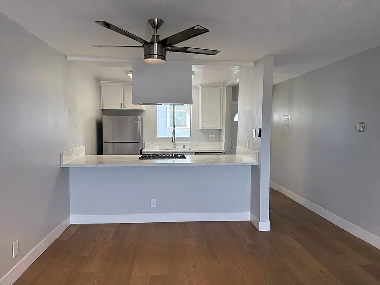 755 Gaviota Ave — Photo 14