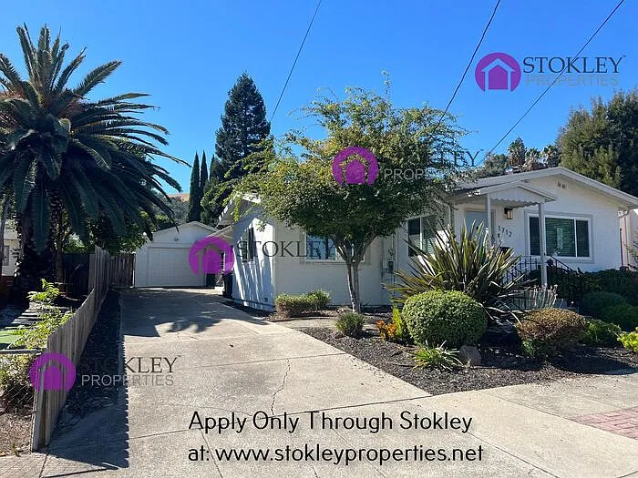 3 bed, 2.5 bath, 1412 sqft, $3,795 — Photo 2