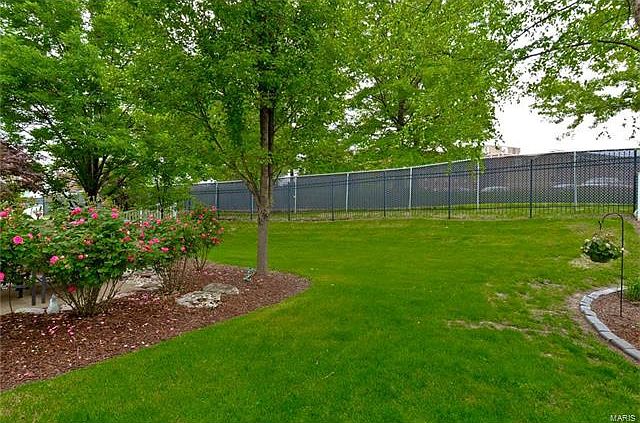 2nd image of 4830 Crosswood Dr