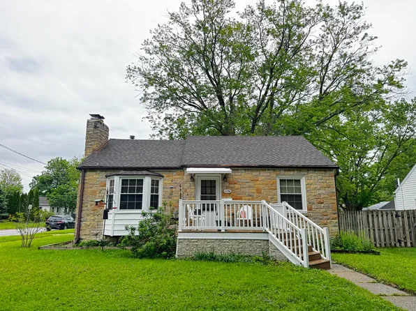 1126 Burnett Ave, Ames, IA 50010