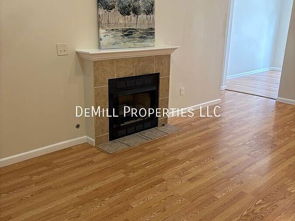 3rd image of 3462 S Doris Ave