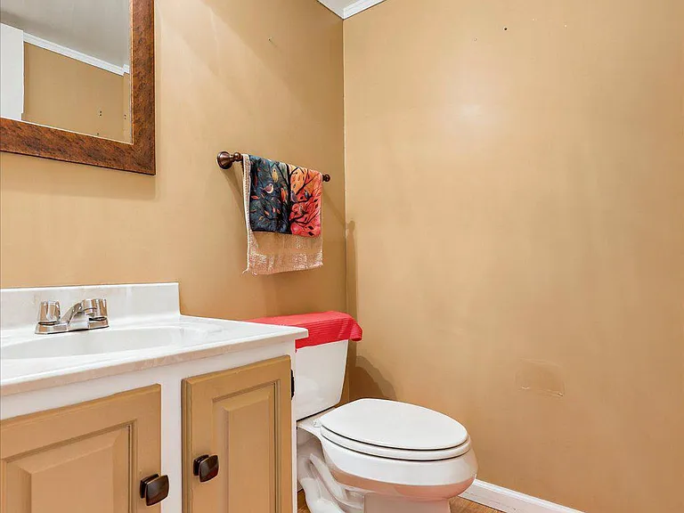 704 Keely St — Photo 24