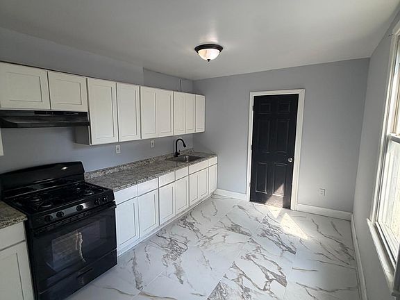 3rd image of 40 Halsted St #2