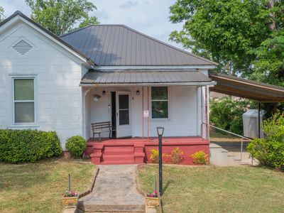 4 Perkins St, Manchester, GA, 31816