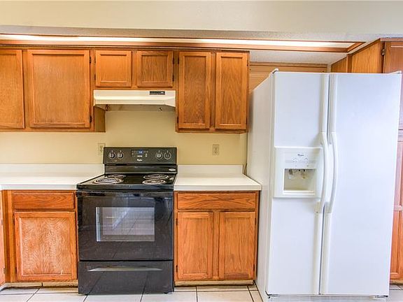 4th image of 104 Dresdan Ct