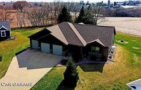 3rd image of 1080 Oakhaven Ct