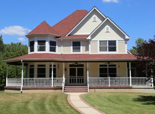 27014 Pioneer Rd, Wind Lake, WI 53185