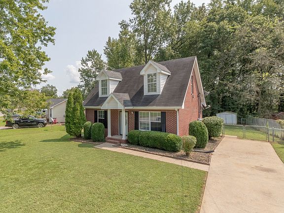 5th image of 754 Spees Dr