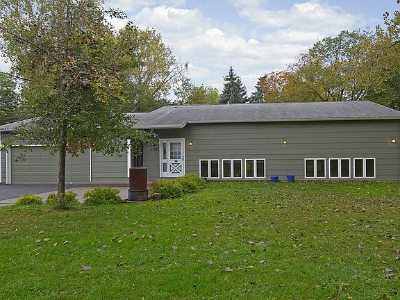 2nd image of 1775 Ithaca Ln N