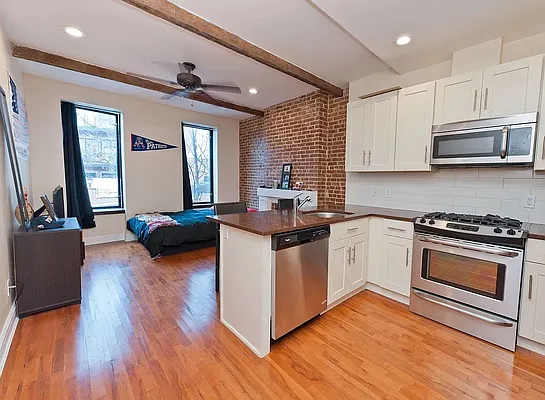 Rented by Modern Spaces | media 3