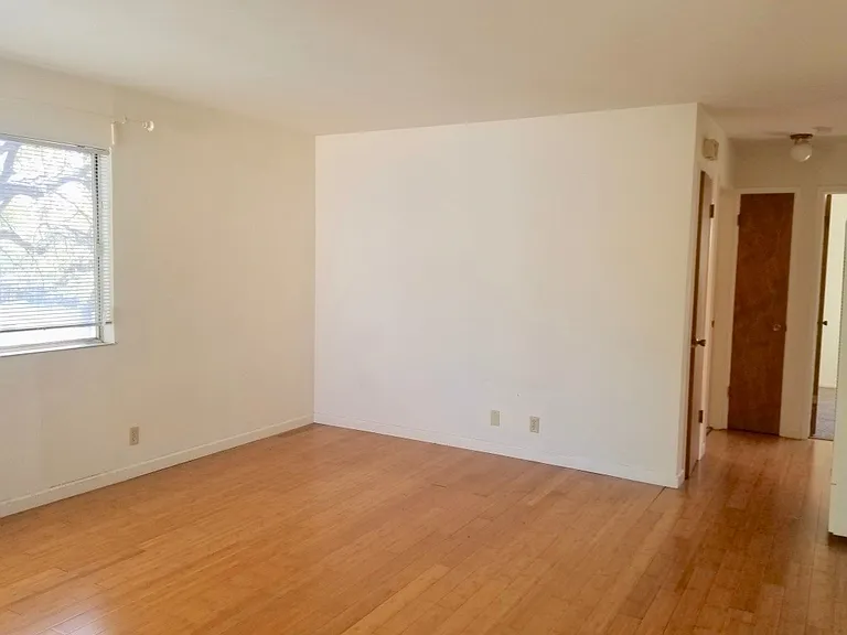 1301 Hearst Ave — Photo 5