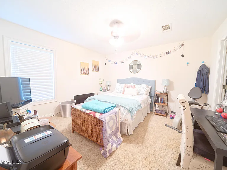 408 Green Tree Pl — Photo 24