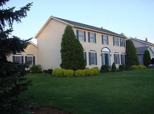 1092 Bristol Ln, Medina, OH 44256