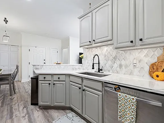 2013 Silvercrest Dr #30-F — Photo 8