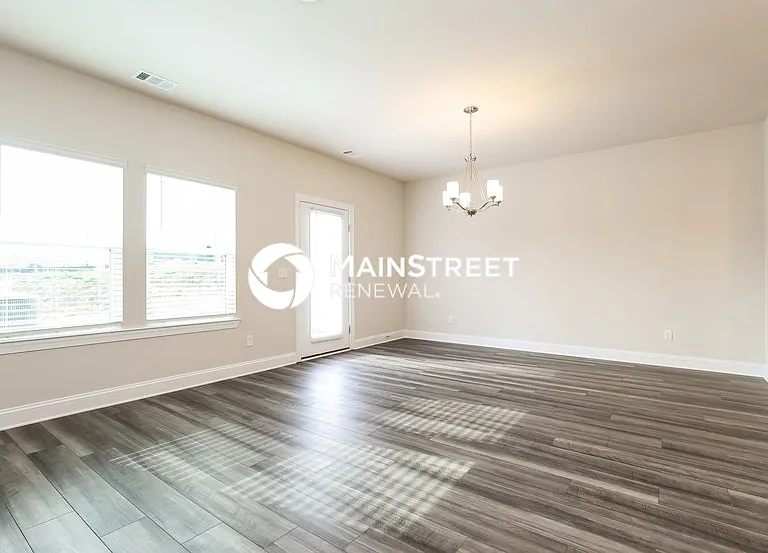 1546 Olympic Ln — Photo 6