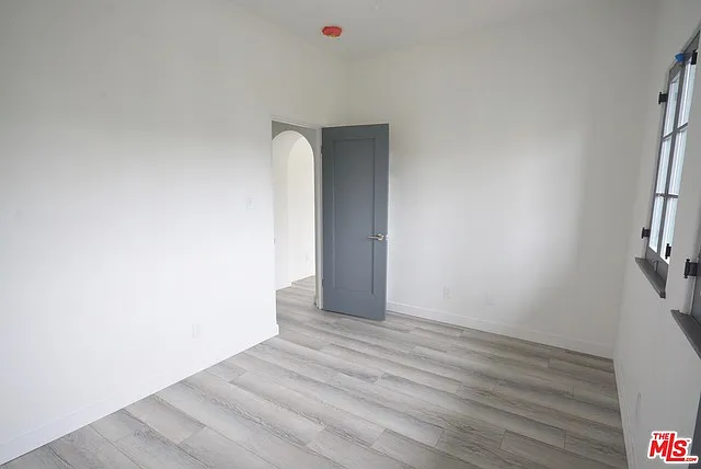 1315 Riviera Ave — Photo 9