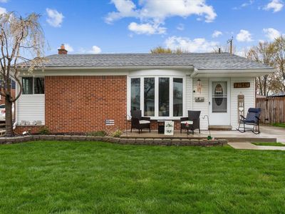 21542 Parkway St, Saint Clair Shores, MI, 48082