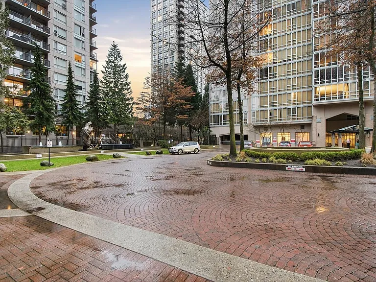 950 Cambie St #1205 — Photo 25