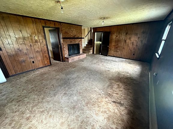 2nd image of 80 Featherstone Dr