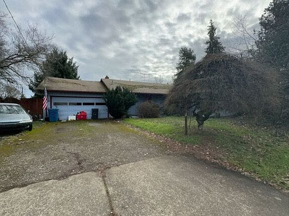 2nd image of 3734 12th St SE
