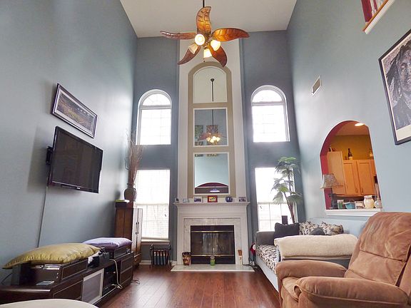 Great Room/Soaring Ceilings