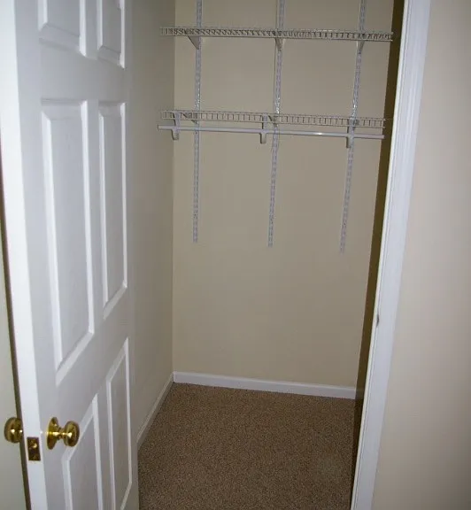 314 Morningside Dr #B — Photo 4