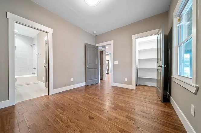 51 Green St — Photo 20