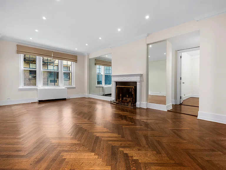 50 E 72nd St #2C — Photo 3