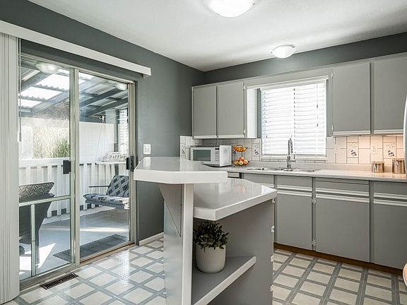 4th image of 13526 64a Ave