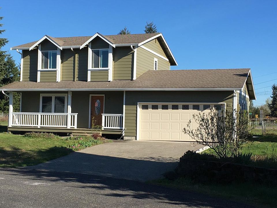 1st image of 16425 Field Ct SE
