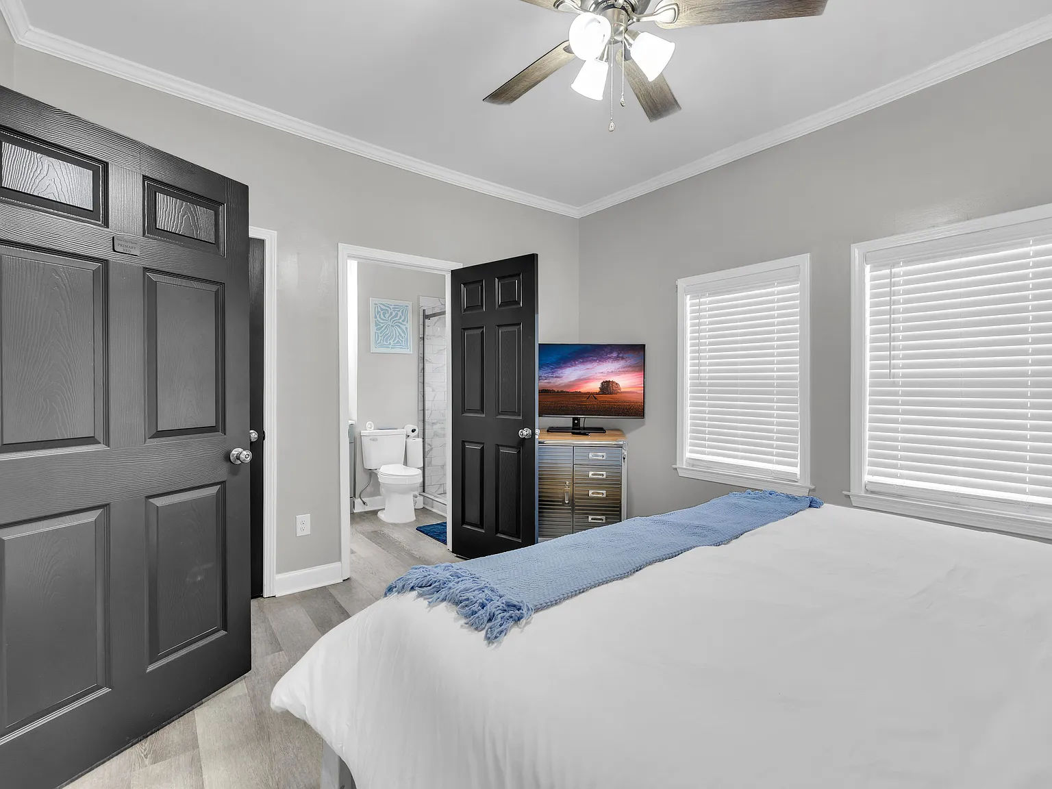 2 bed, 1150 sqft, $2,600 — Photo 3