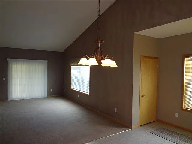 11663 Spruce Dr — Photo 4