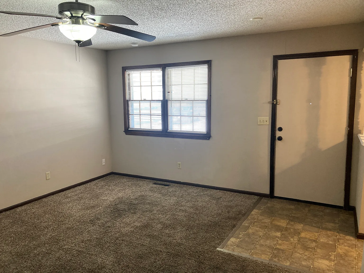 2 bed, 908 sqft, $875 — Photo 3