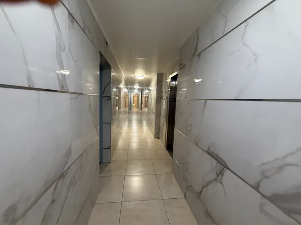 2580 Ocean Parkway image 5 of 22