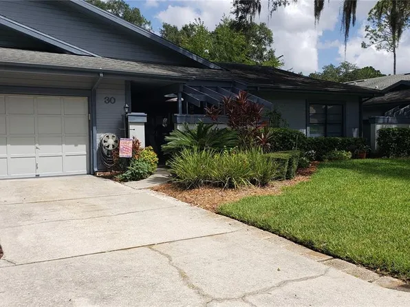 30 Summerwind Ln, Oldsmar, FL 34677