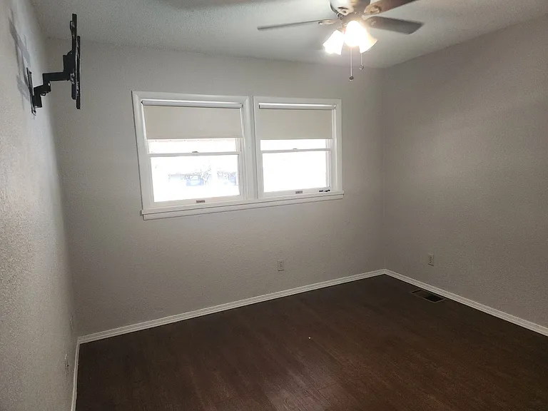 1311 N Matterhorn Rd — Photo 13