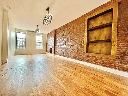 Rented by Doorway NYC, LLC | media 8