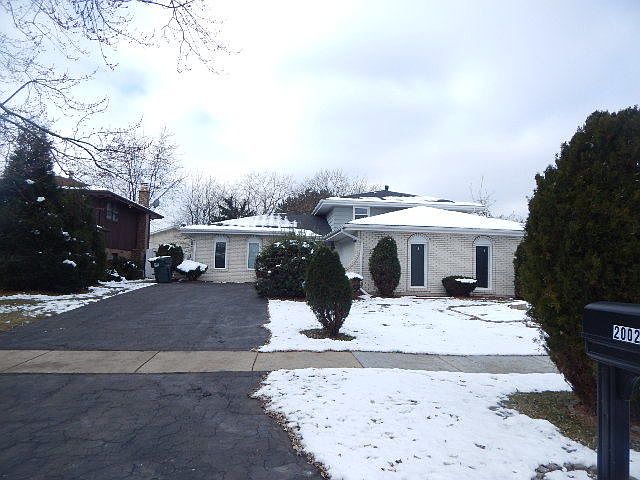 1st image of 20024 Crescent Ave