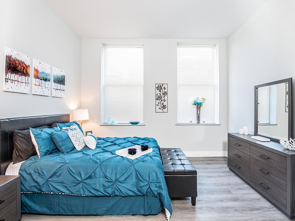 2nd image of 100 Temple St APT 205