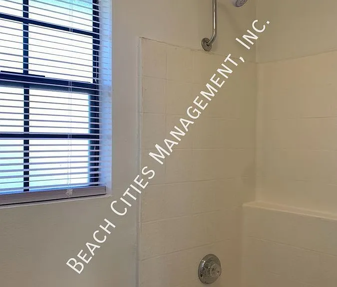 1220 Mira Mar Ave #1 — Photo 36