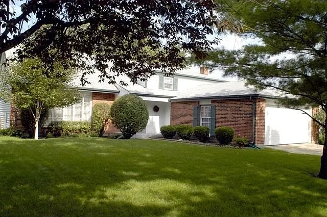 1033 Lilac Ct photo 1