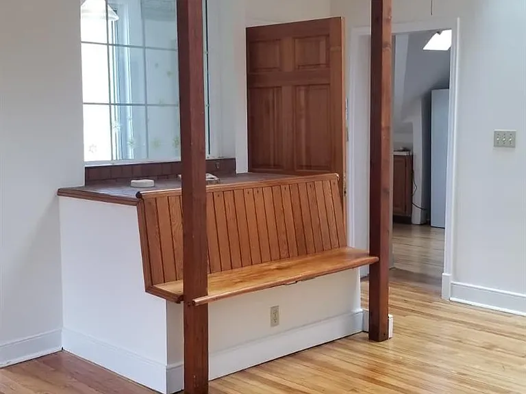 92 Roe Ave #3 — Photo 8