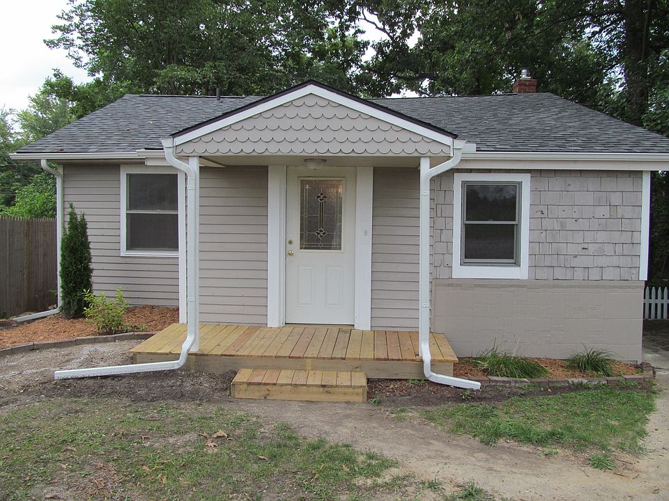 1st image of 5685 E Grand River Ave