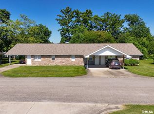110 S Ewan St, Marion, IL 62959