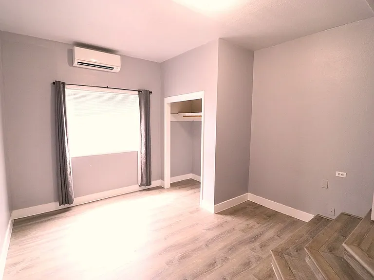 1690 Wilson St — Photo 11